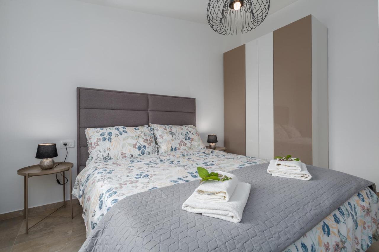 Apartments Zomzi Poreč Eksteriør bilde