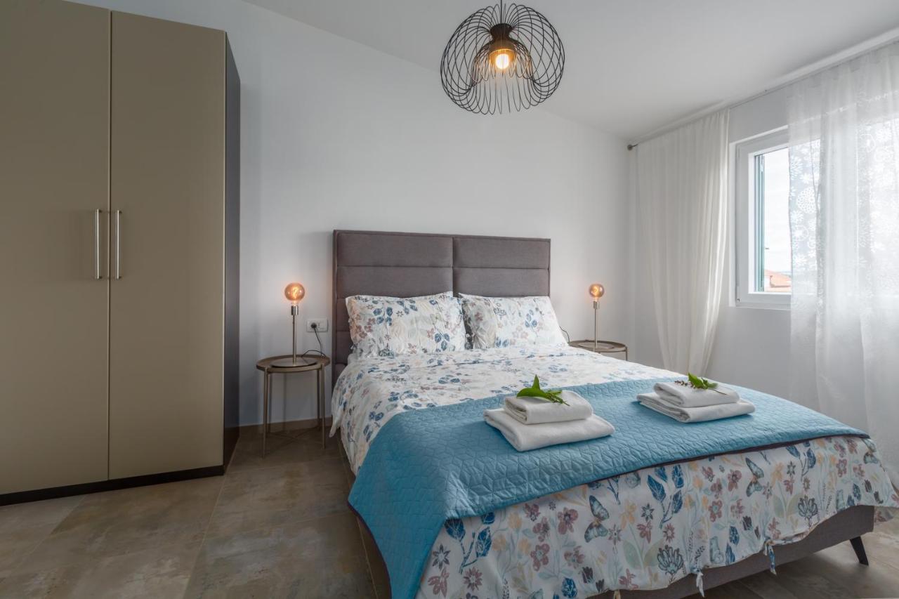 Apartments Zomzi Poreč Eksteriør bilde